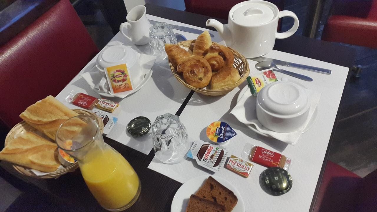 Hotel Du Globe 18 Párizs Kültér fotó